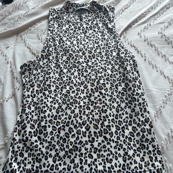 Cheetah top - Picture 2 of 3